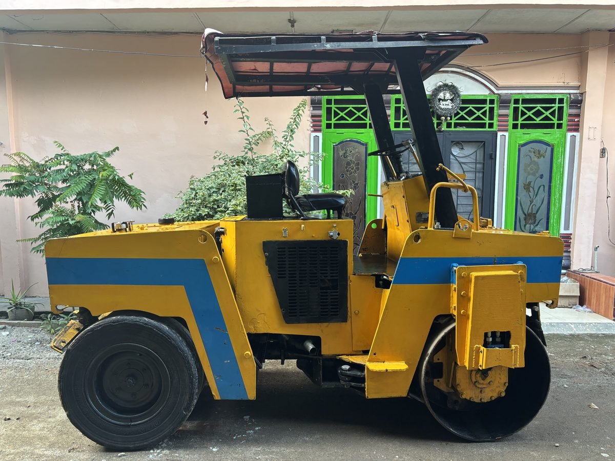 Bomag TW roller 4 ton